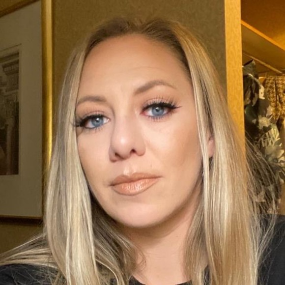 Meet your Posher, Jenny - Picture 1 of 1